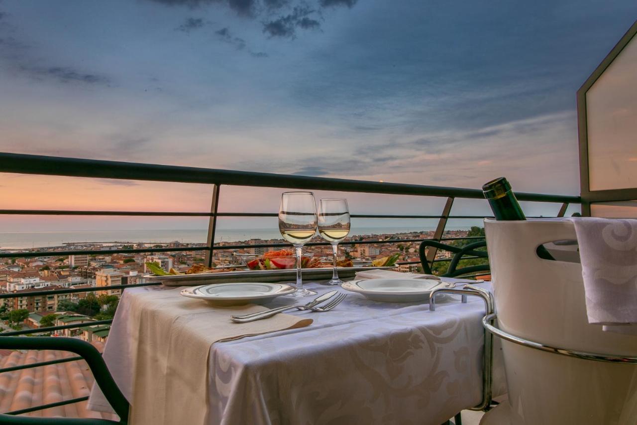 Bellavistarelax Hotell Giulianova Exteriör bild