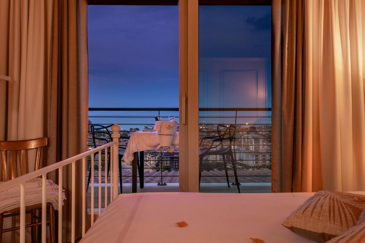 Bellavistarelax Hotell Giulianova Exteriör bild
